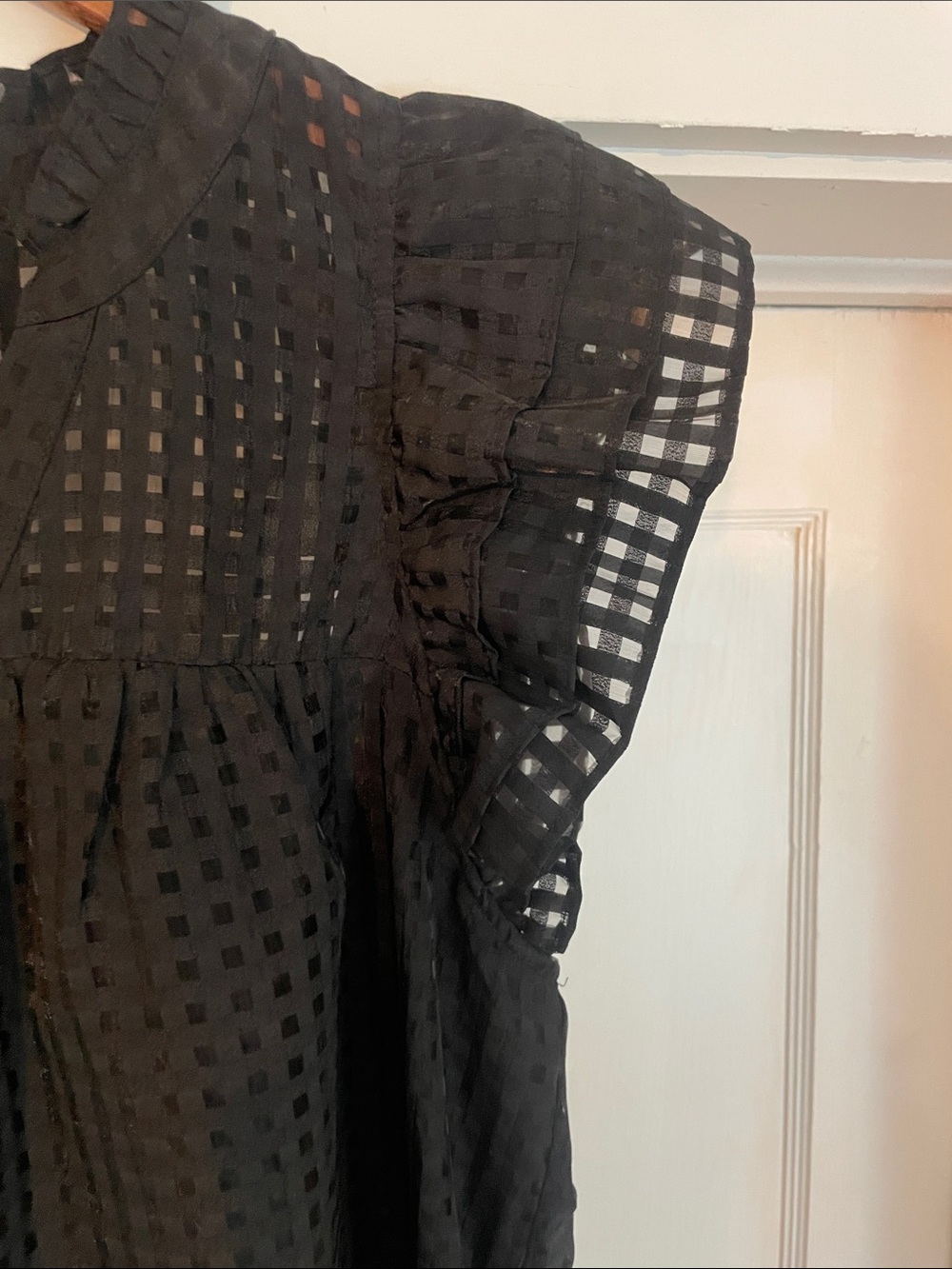 Entro Box Ruffle Sleeve Top Size Large - Picture 6 of 10